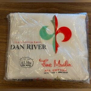 Dan River Fine muslin Cotton New Vintage Fitted Sheet Double Bottom